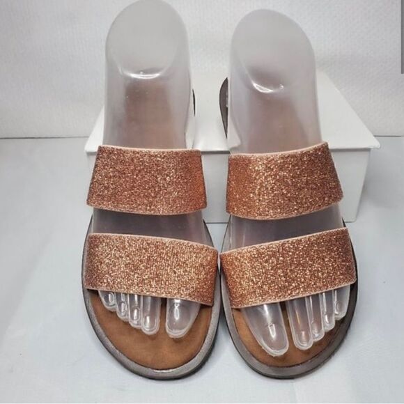 🌟Maj Love Rose Gold Flat Sandals sz 9🌟 - Picture 1 of 4